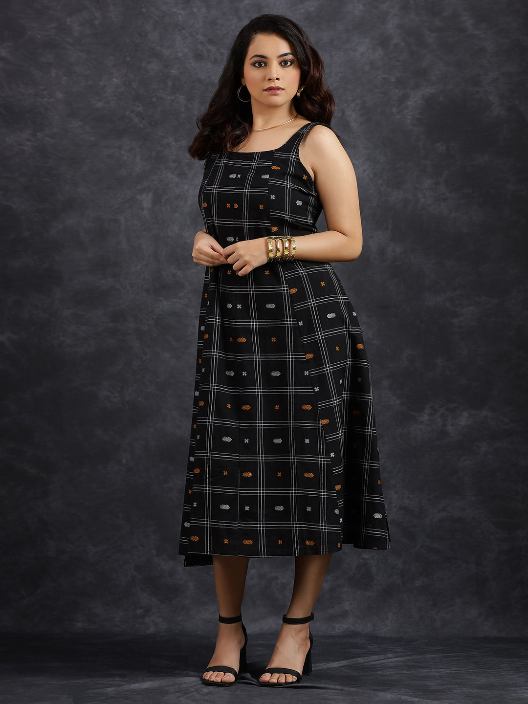 Sleeveless Black Cotton Midi Dress