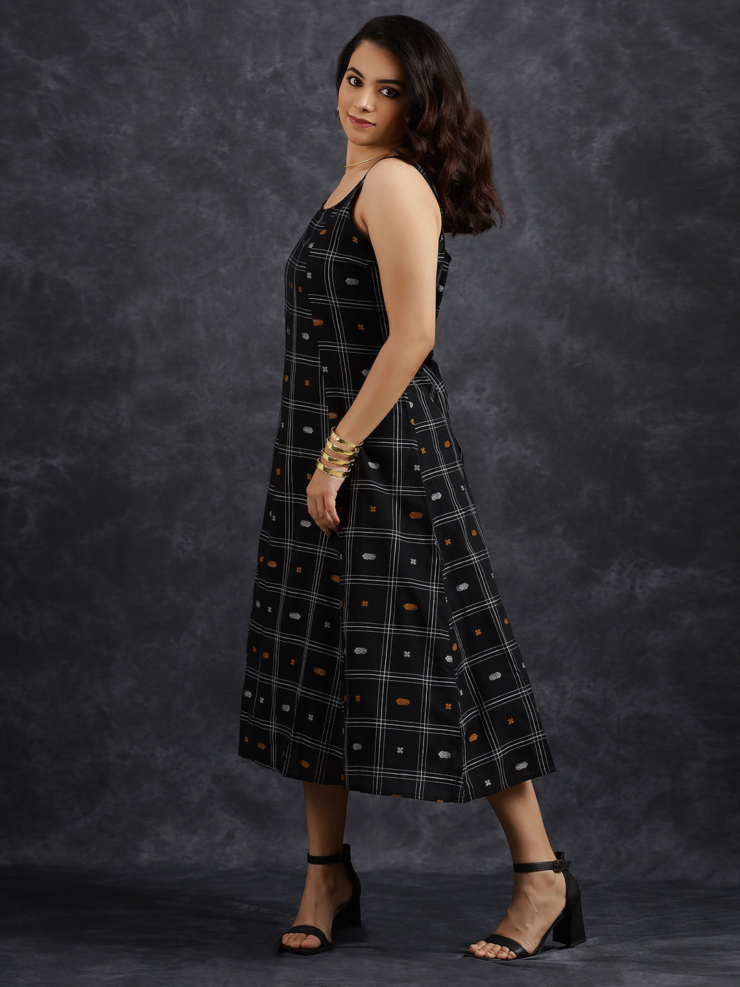 Sleeveless Black Cotton Midi Dress