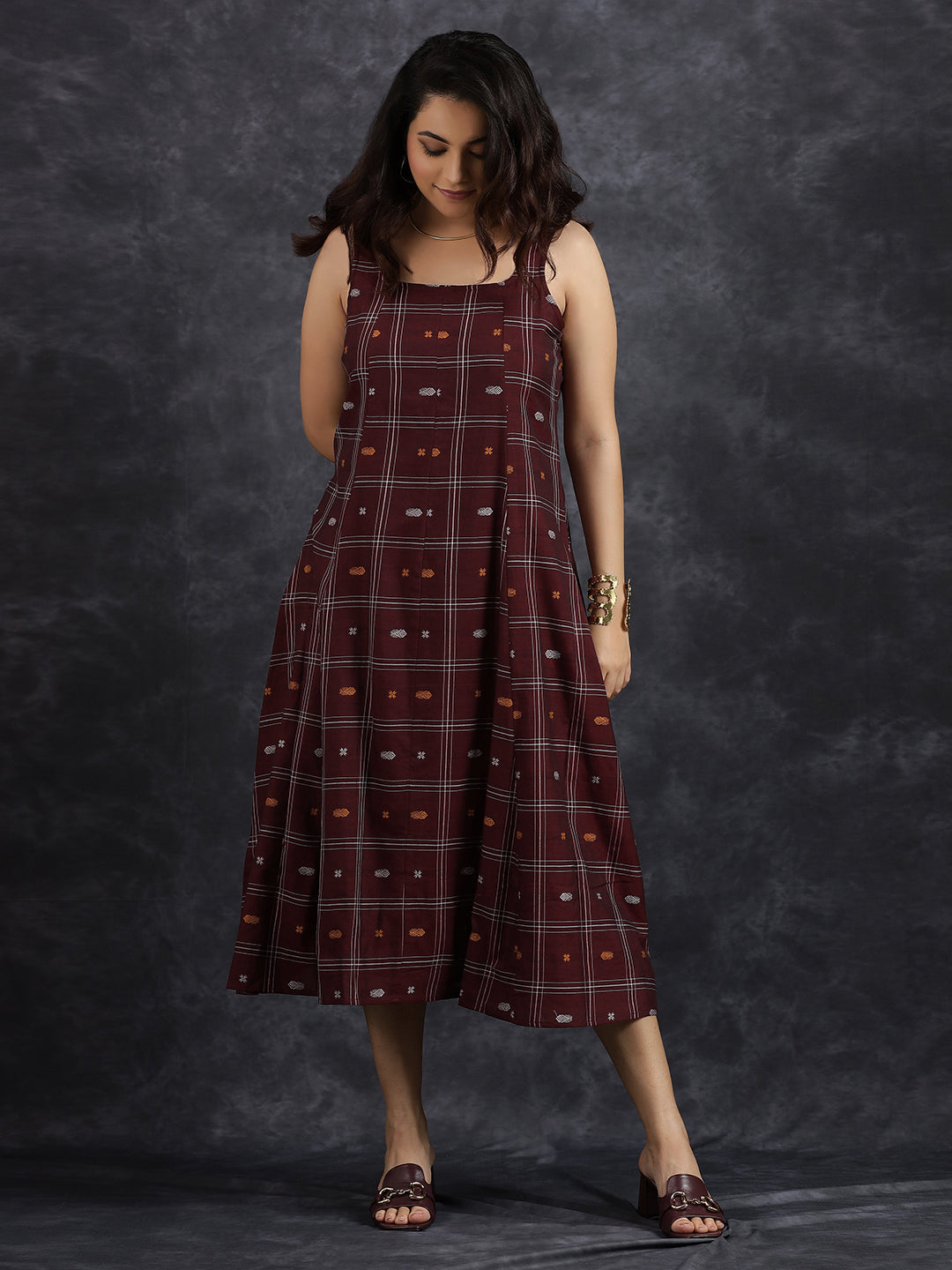 Sleeveless Maroon Cotton Midi Dress