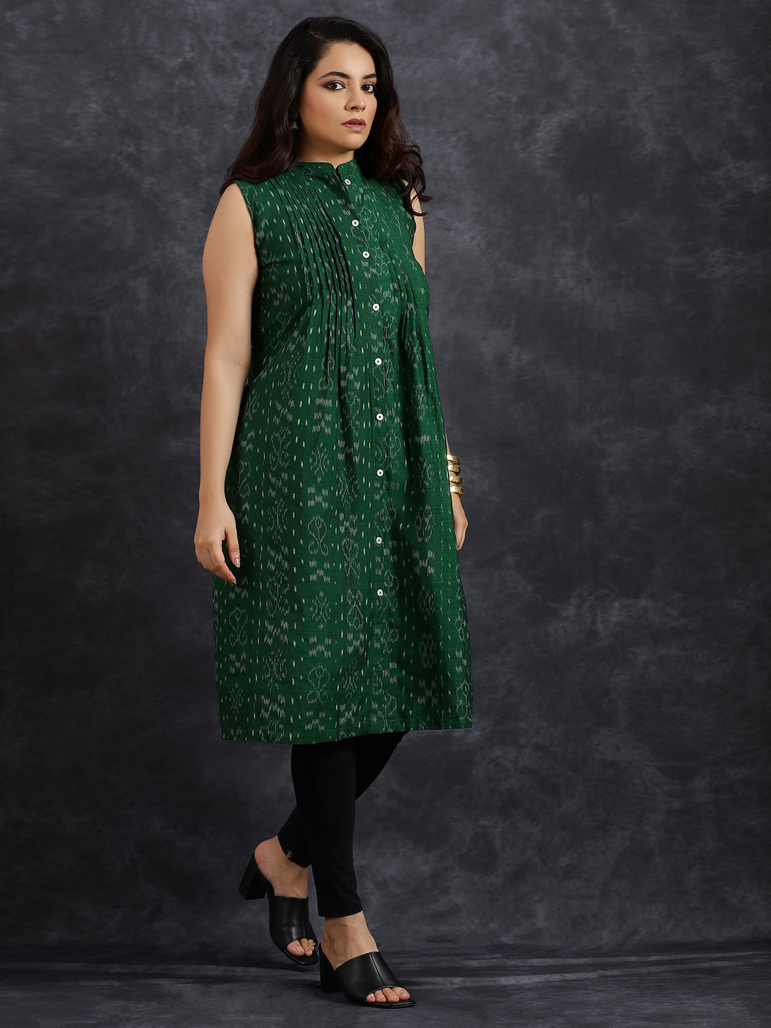 Pintuck Sleeveless Green Cotton Kurta
