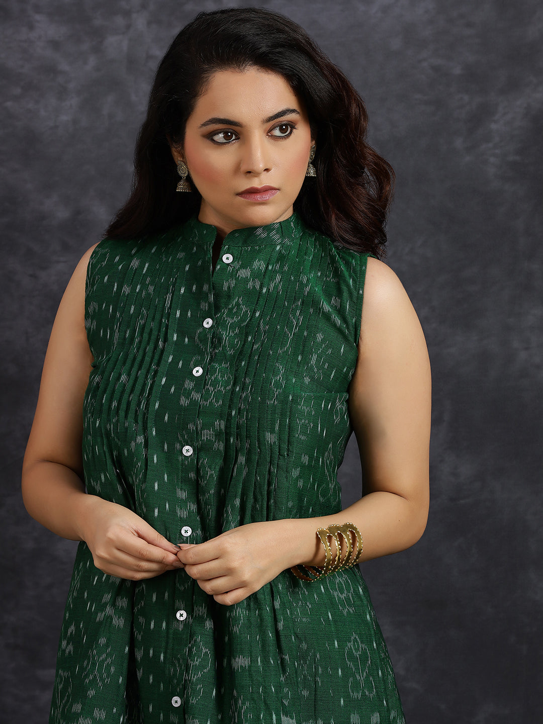 Pintuck Sleeveless Green Cotton Kurta