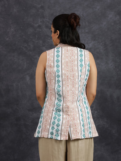 Sleeveless White Cotton Vest Jacket
